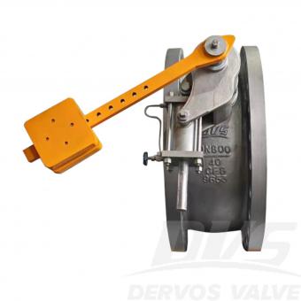 خمسة آلاف ومائتان واحد